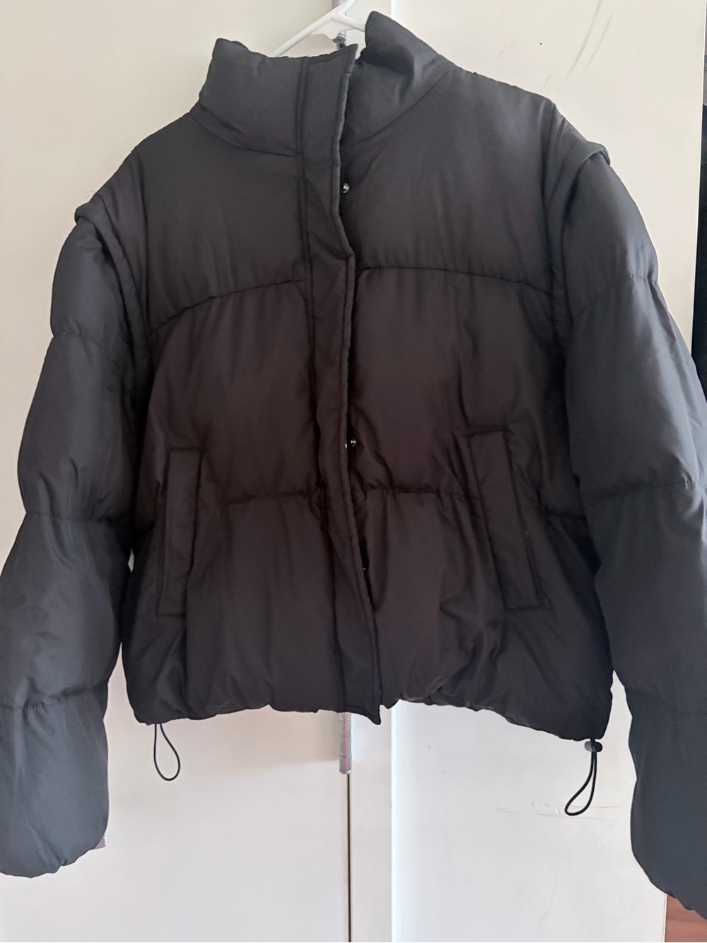 JustFab Black Short Puffer Jacket with High Collar - Picture 10 of 12
